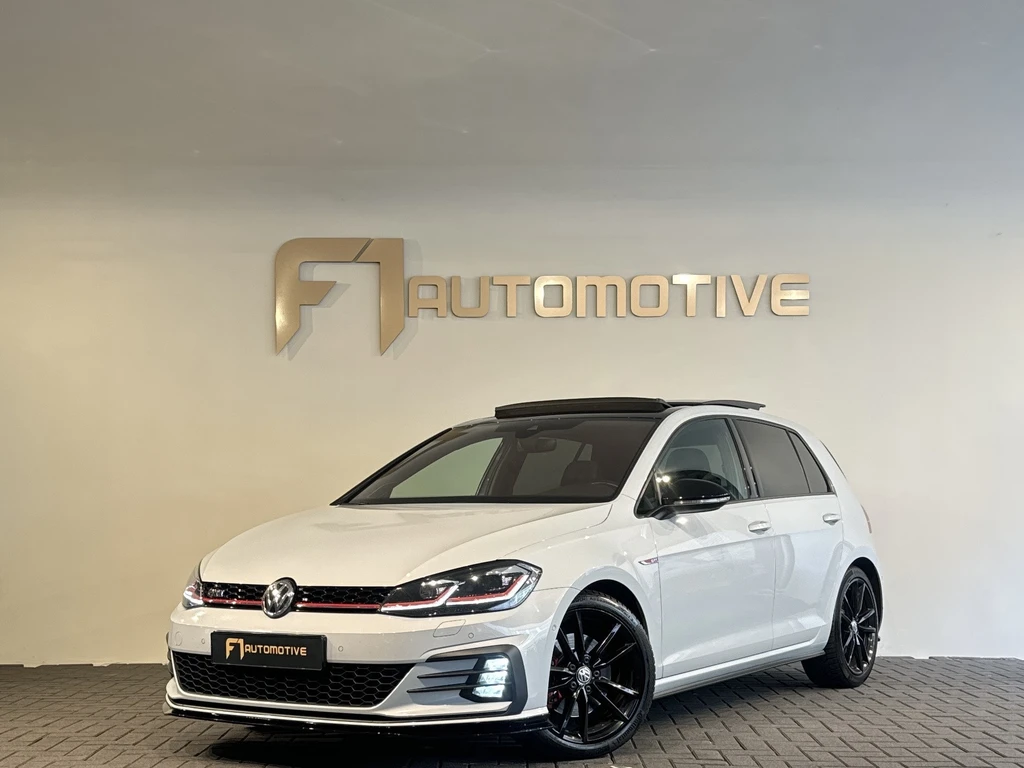 Volkswagen Golf – foto 1