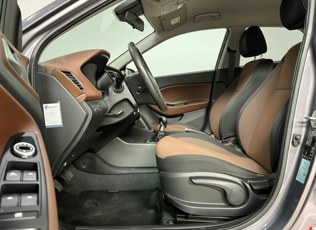 Hyundai i20 – foto 9