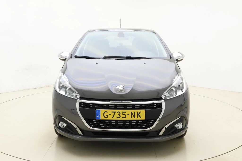 Peugeot 208 – foto 9