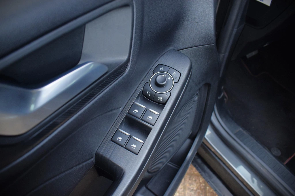 Ford Kuga – foto 28