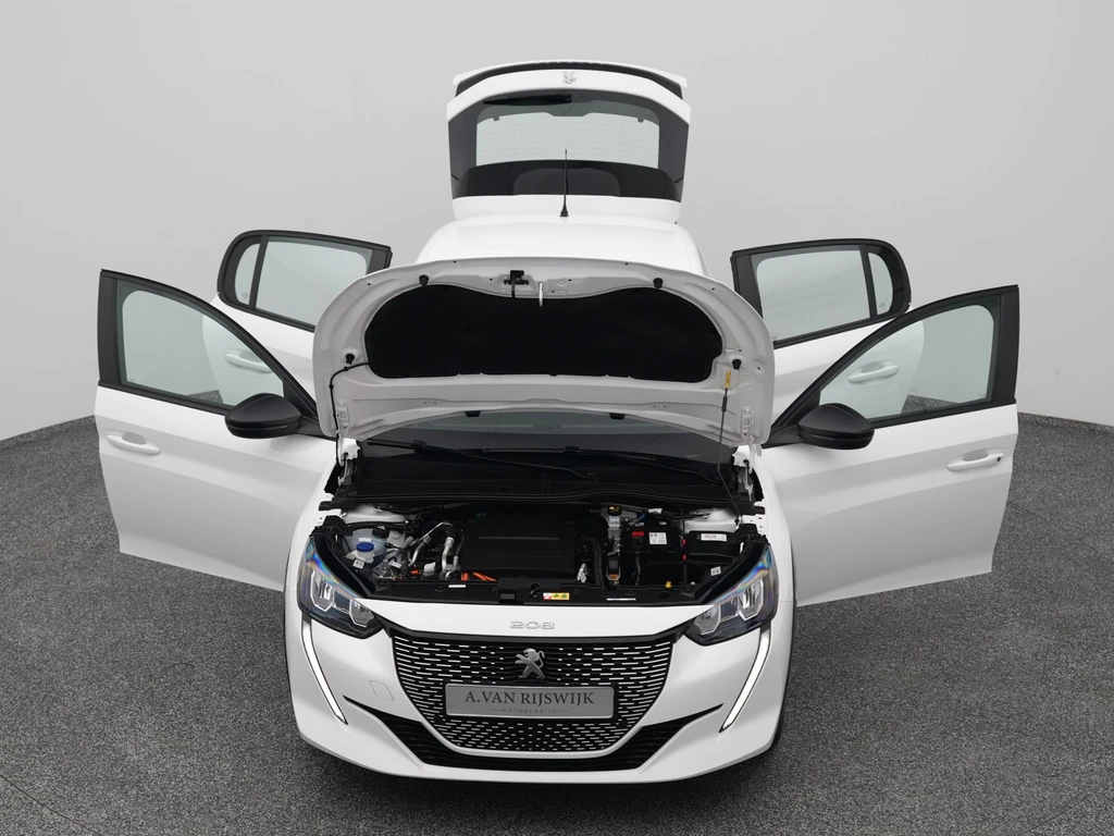 Peugeot e-208 – foto 18