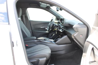 Peugeot 2008 – thumbnail 9
