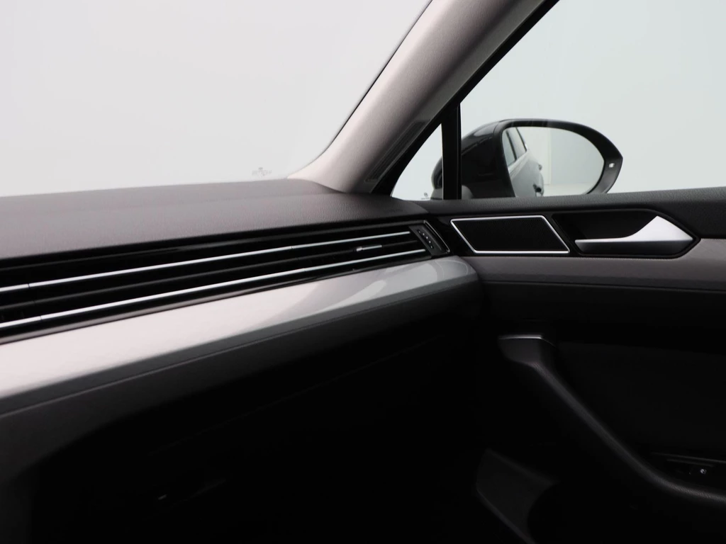 Volkswagen Passat – foto 32