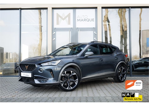 CUPRA Formentor 1.4 e-Hybrid VZ Performance 245PK | 19" LM Velgen | Navi incl. Apple CarPlay | Stoel & Stuurverwarming | Adaptieve Cruise Control | Achteruitrijcamera | Keyless Entry |