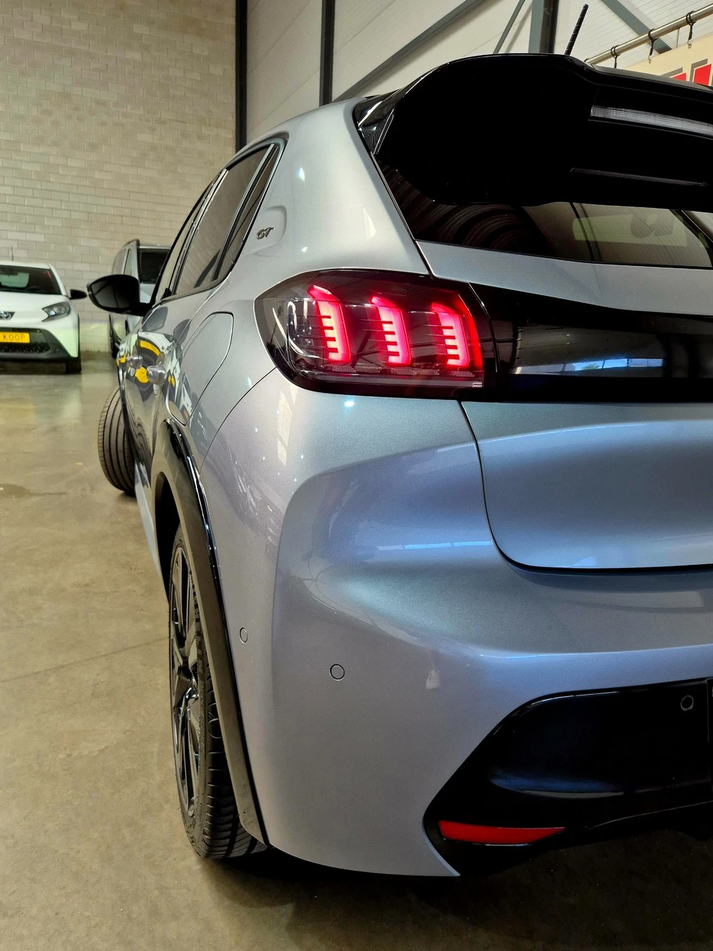 Peugeot 208 – foto 6