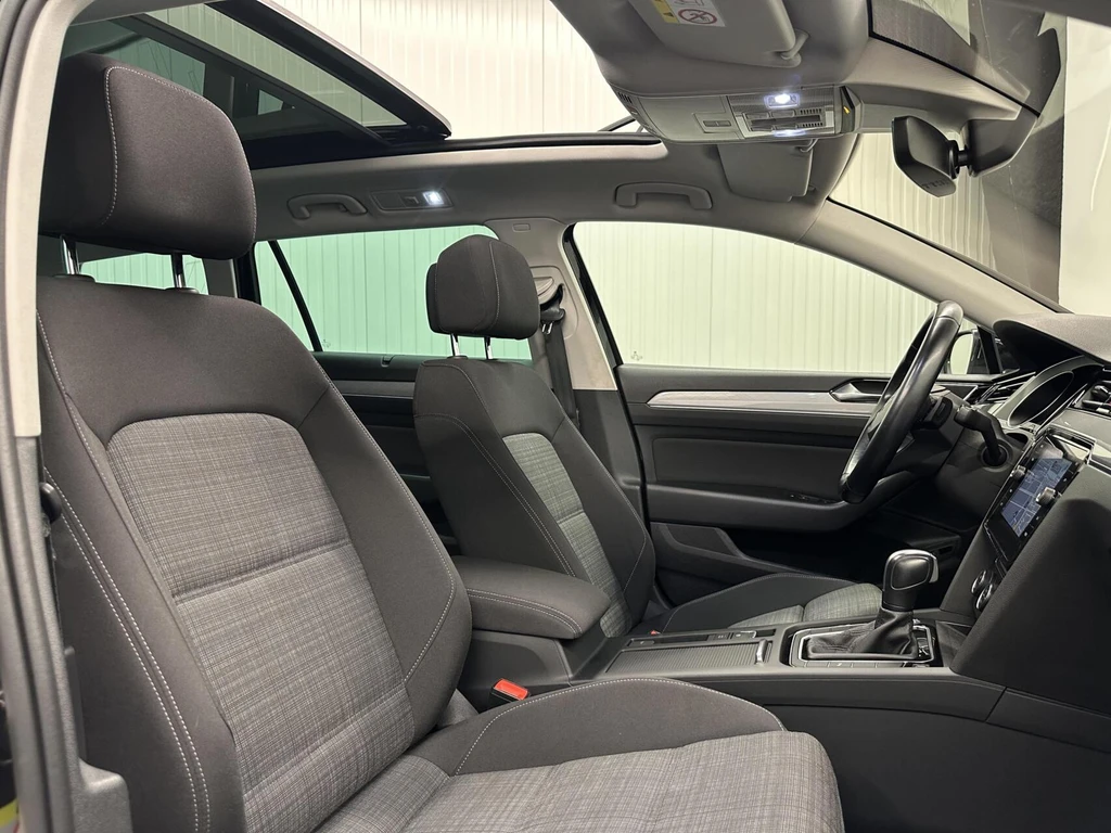 Volkswagen Passat – foto 13
