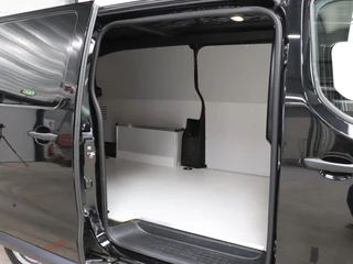 Opel Vivaro – thumbnail 32