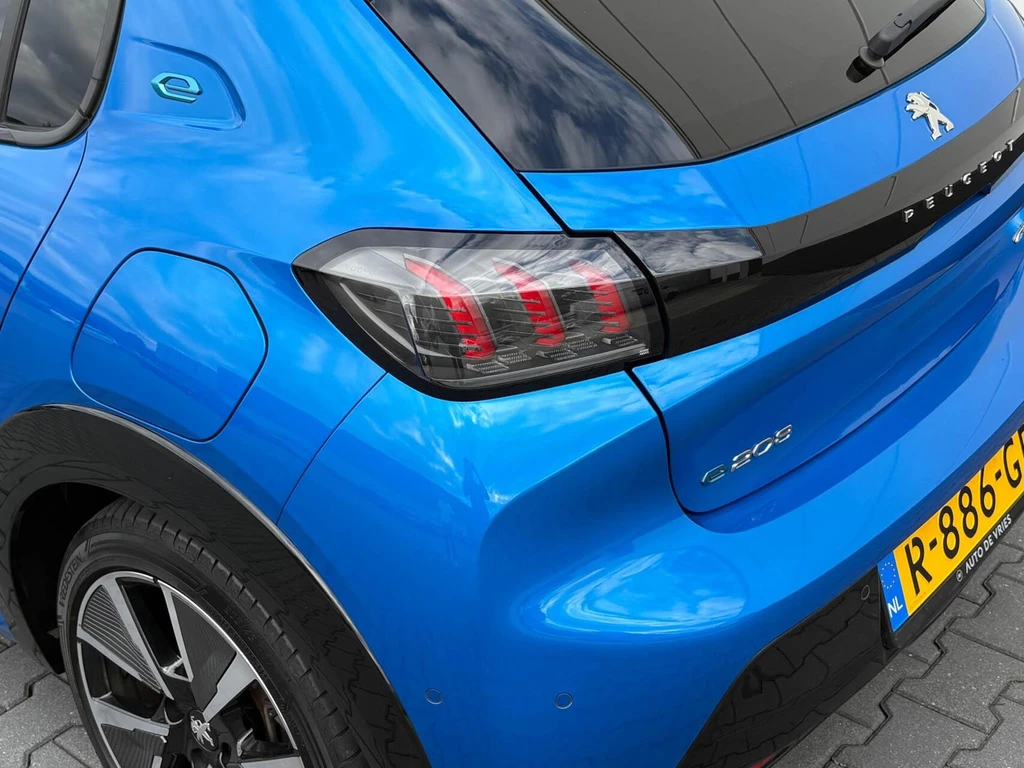 Peugeot e-208 – foto 42
