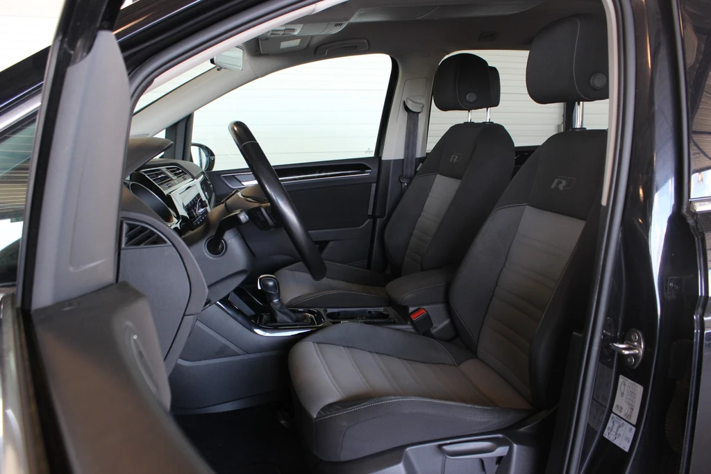Volkswagen Touran – foto 4