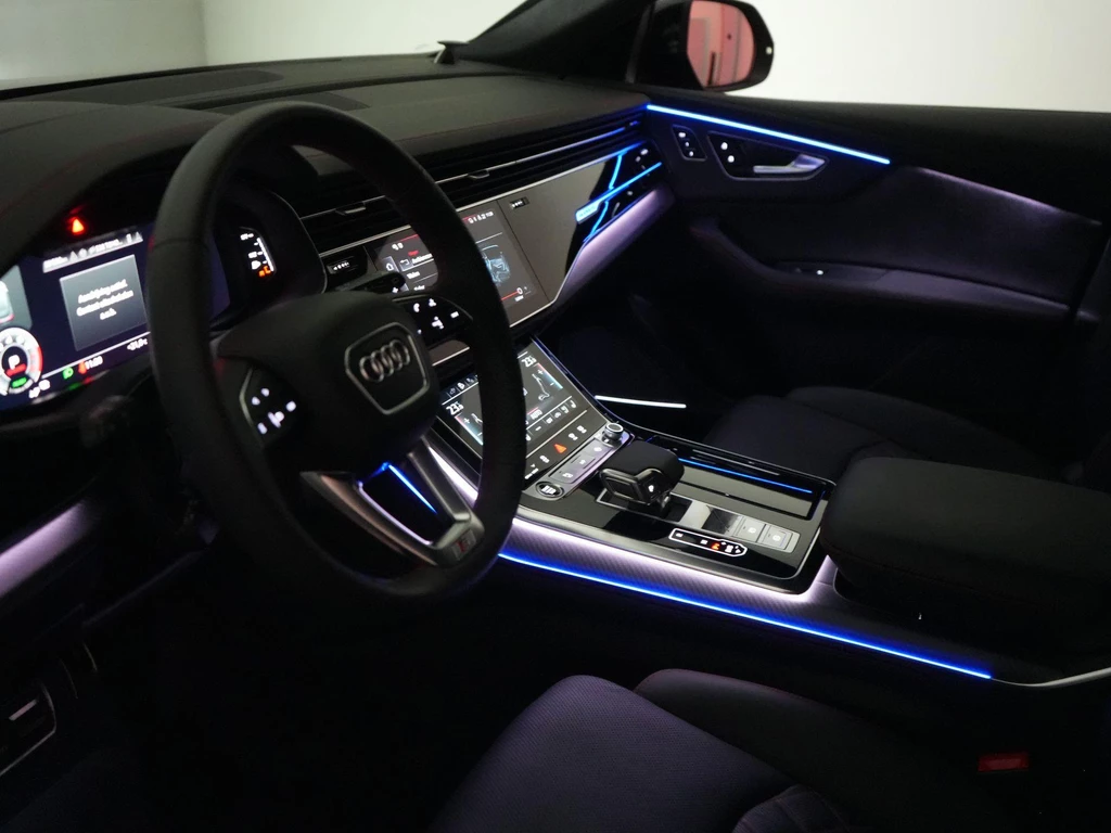 Audi Q8 – foto 32