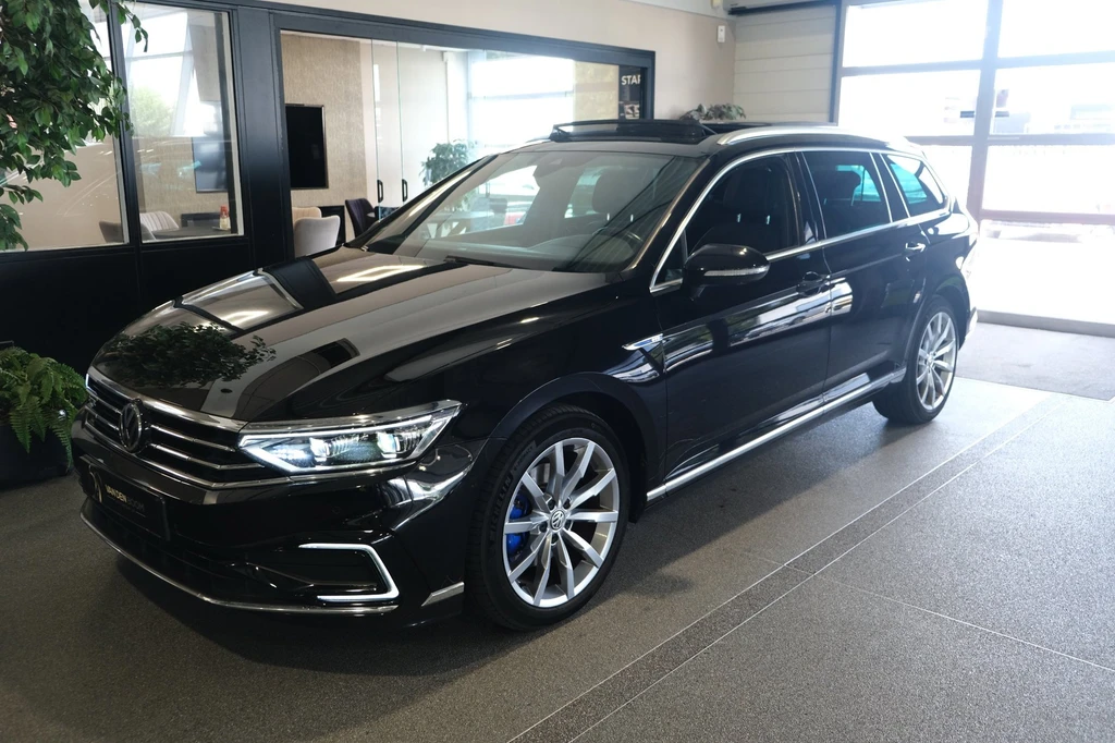 Volkswagen Passat – foto 2
