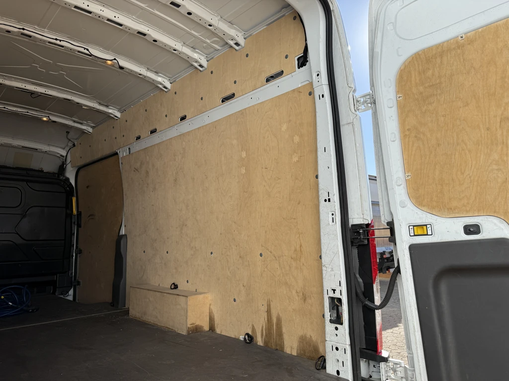 Ford E-Transit – foto 18