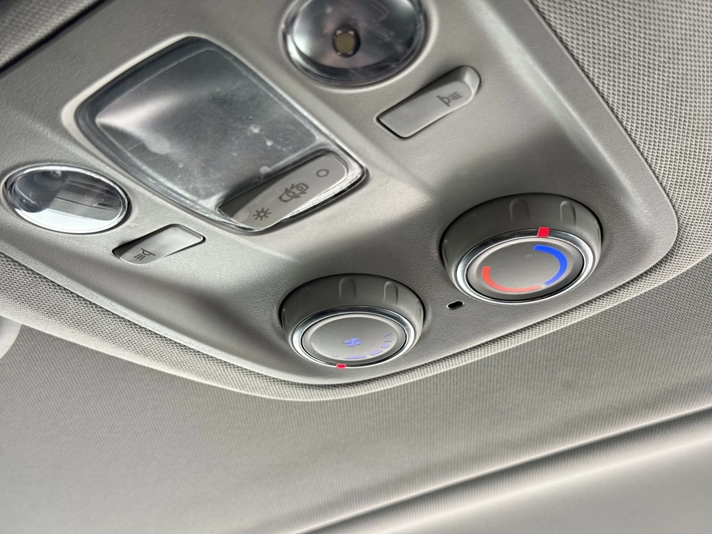 Opel Vivaro-e – foto 34