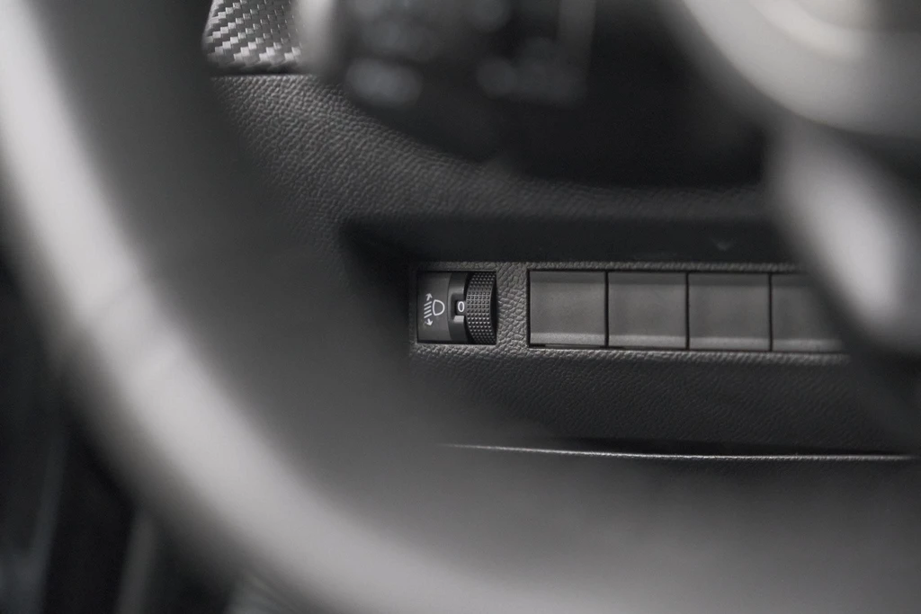 Peugeot 208 – foto 42