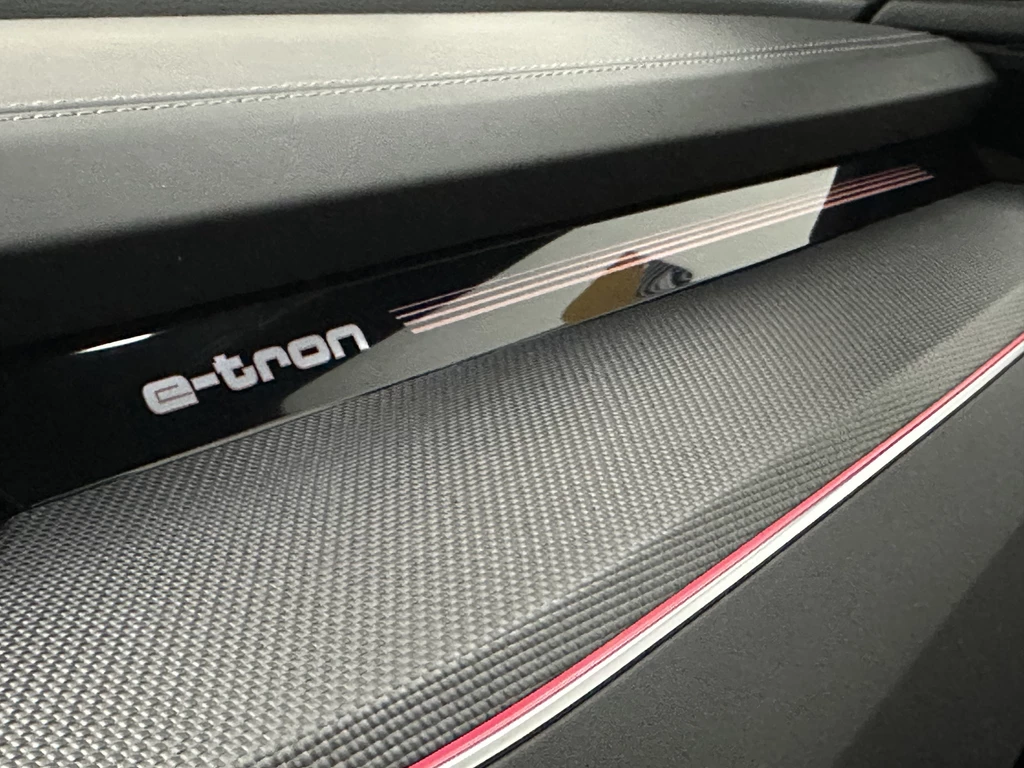 Audi e-tron – foto 24