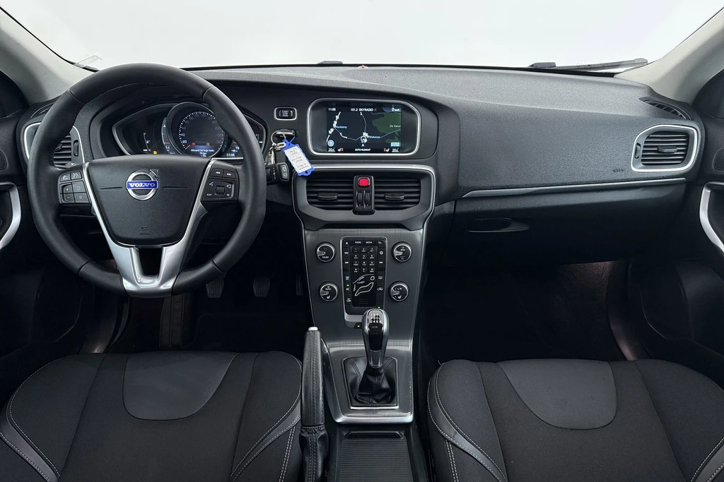 Volvo V40 – foto 15