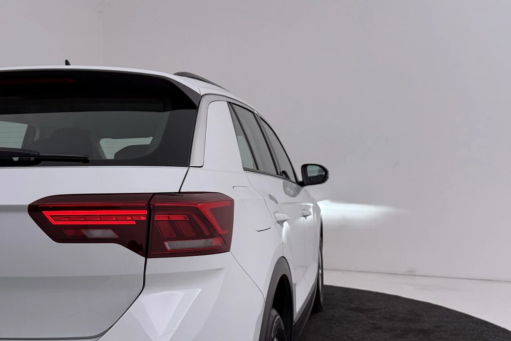 Volkswagen T-Roc – foto 9