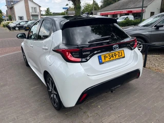 Toyota Yaris – thumbnail 3