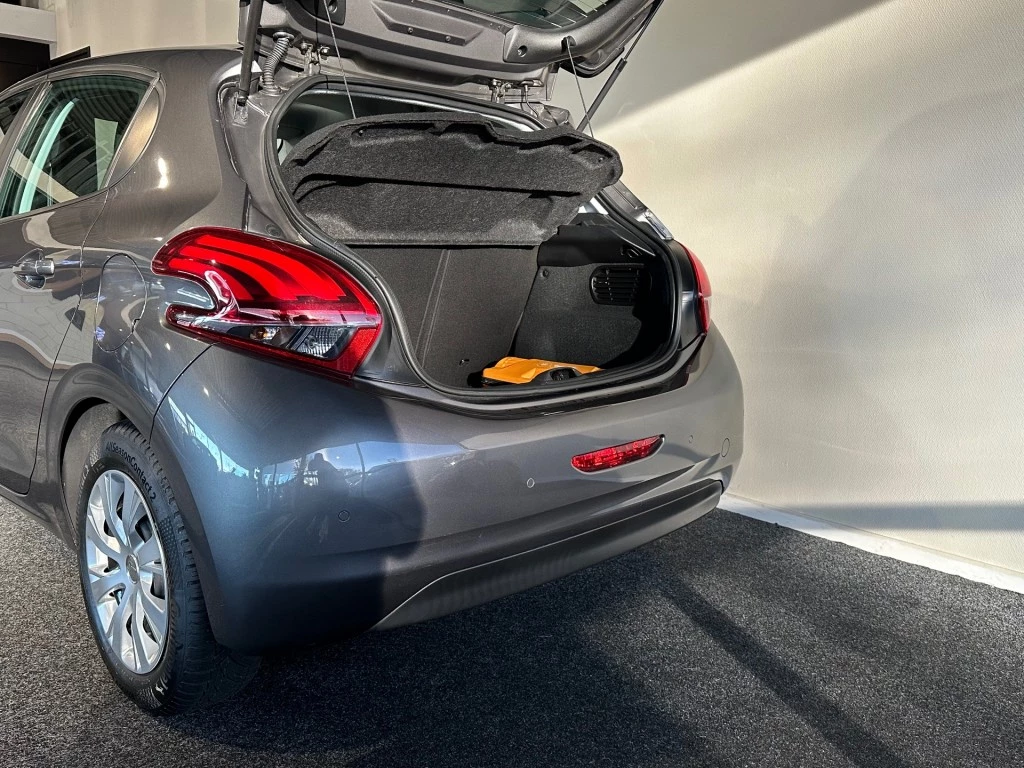 Peugeot 208 – foto 9