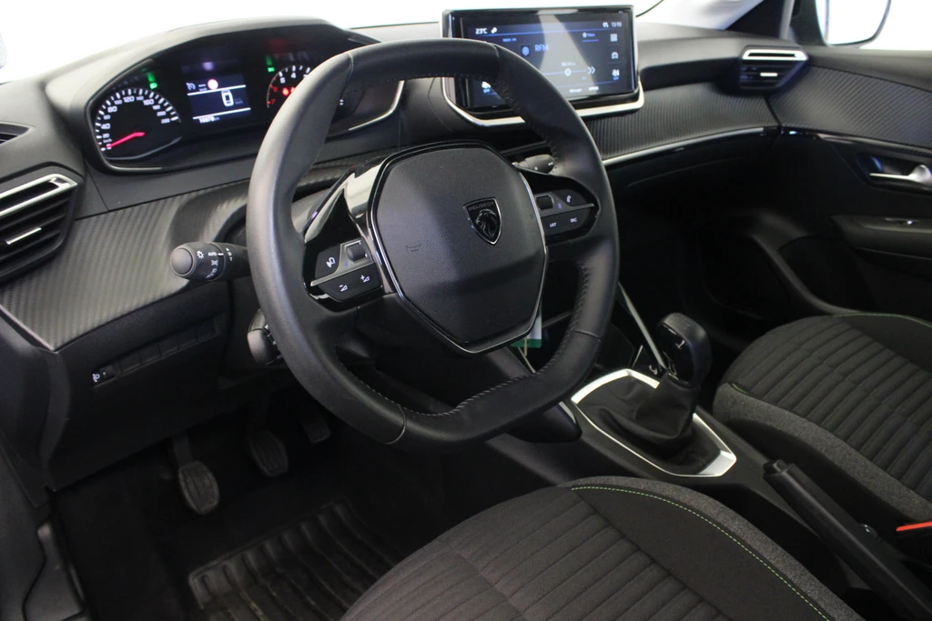 Peugeot 208 – foto 8