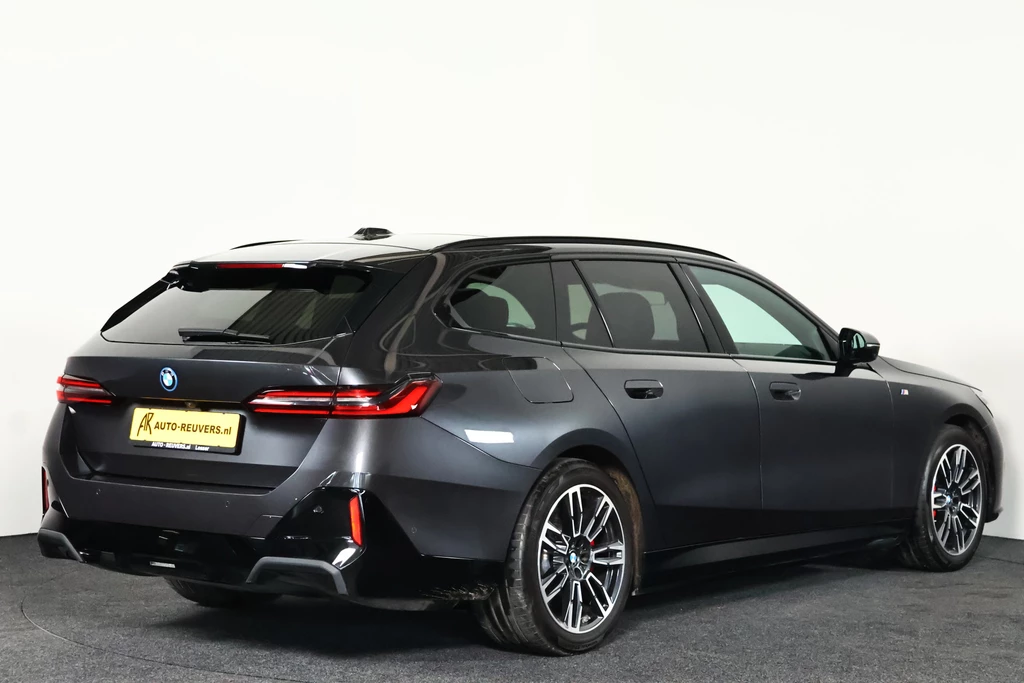 BMW i5 – foto 5