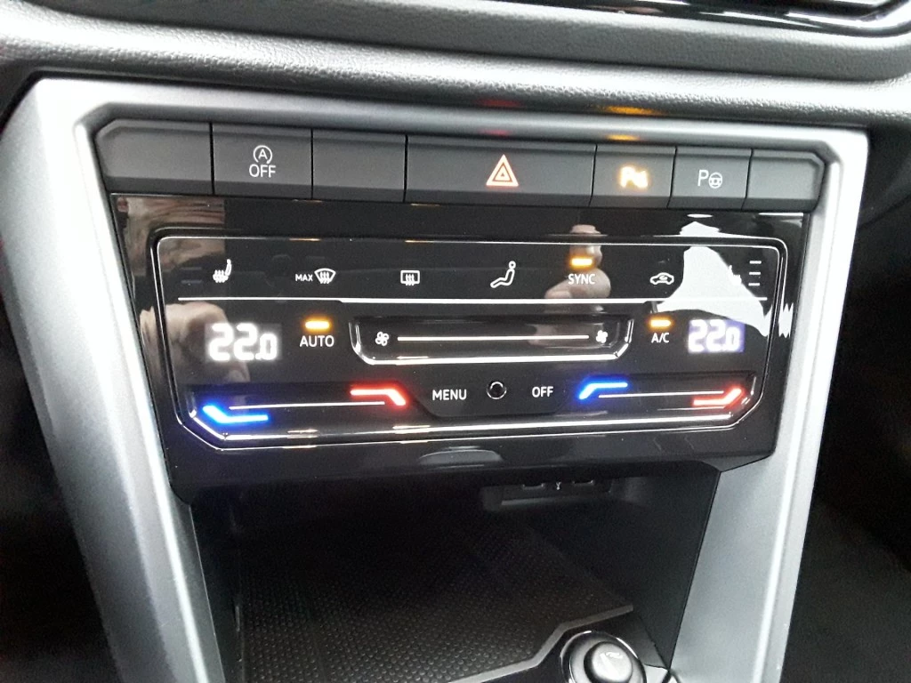 Volkswagen T-Roc – foto 15