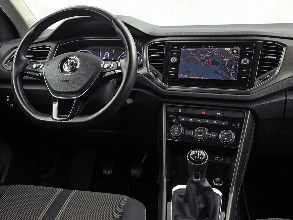 Volkswagen T-Roc – foto 8