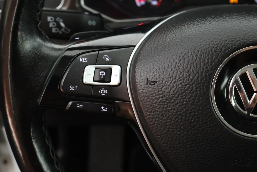 Volkswagen T-Roc – foto 16