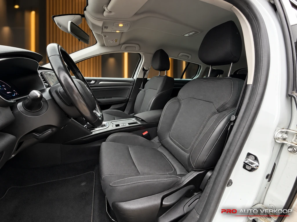 Renault Megane E-Tech – foto 6