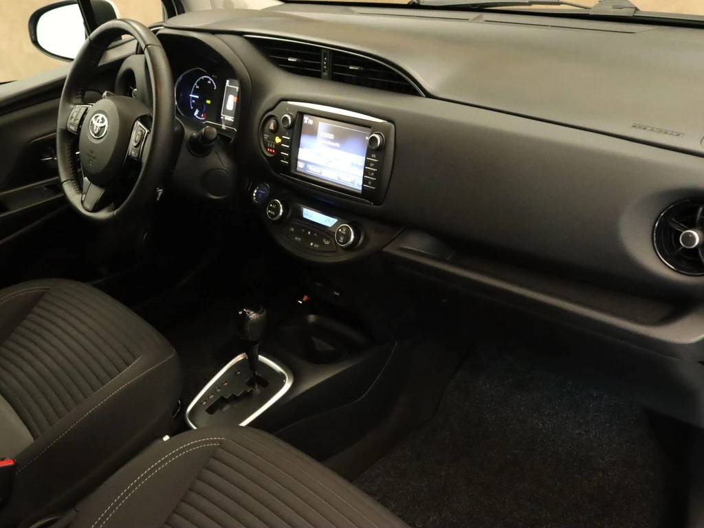 Toyota Yaris – foto 16