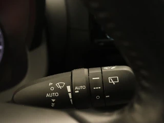 Toyota Yaris – thumbnail 22
