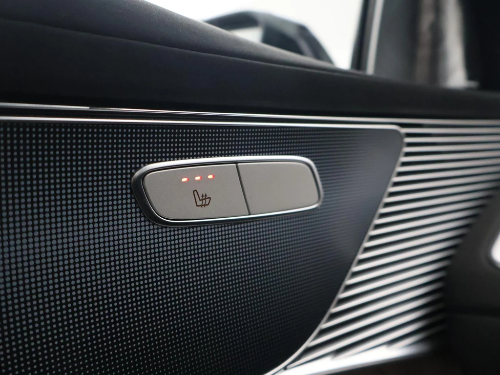 Mercedes-Benz EQC – foto 38