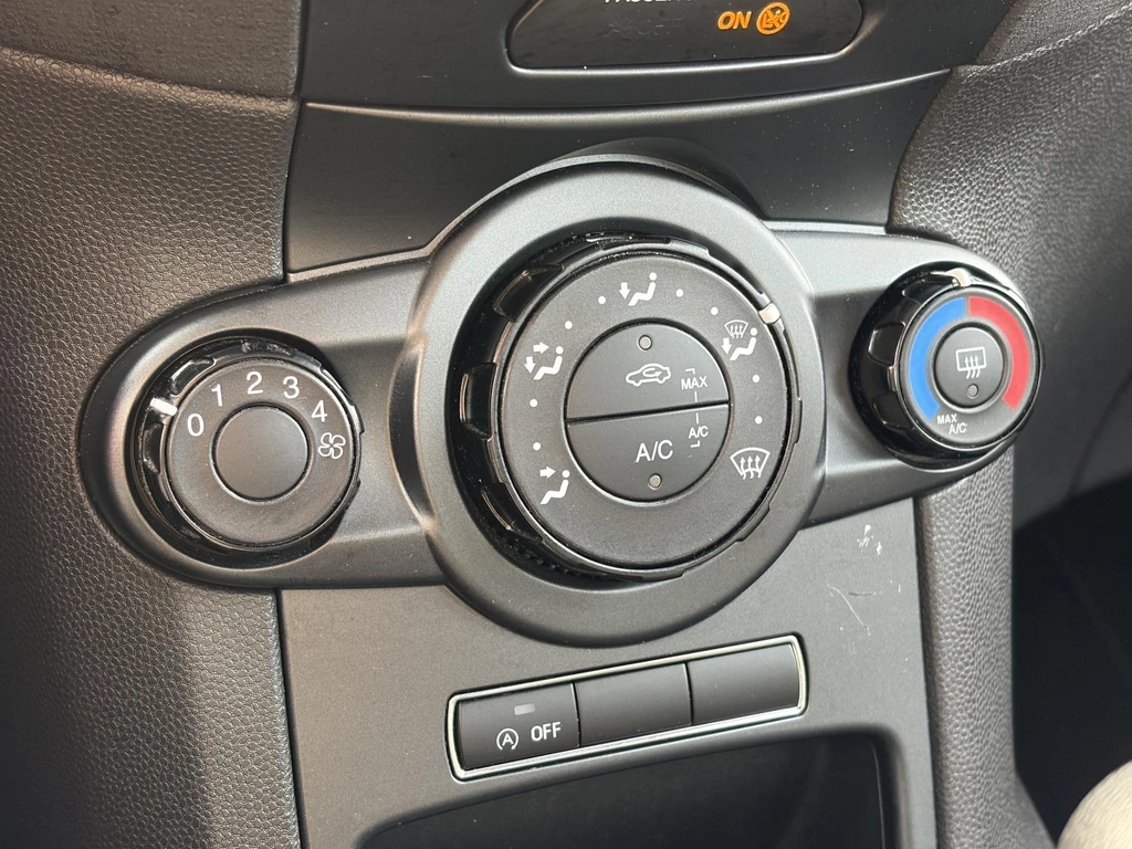 Ford Fiesta – foto 14