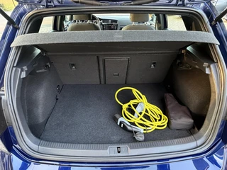 Volkswagen Golf – thumbnail 28