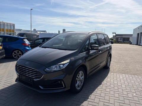 Ford Galaxy 2.5 Hybrid Titanium 190pk Automaat | Afneembare trekhaak | Panoramadak | Stoelverwarming | Camera