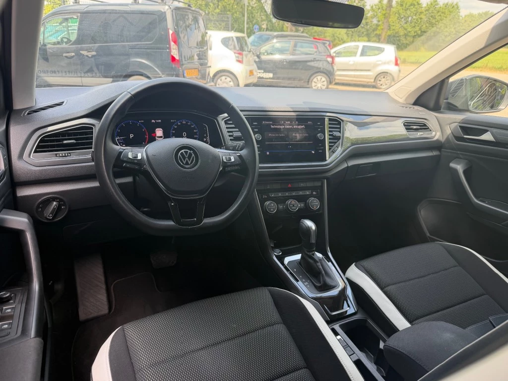 Volkswagen T-Roc – foto 16