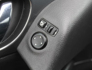 Nissan QASHQAI – thumbnail 30