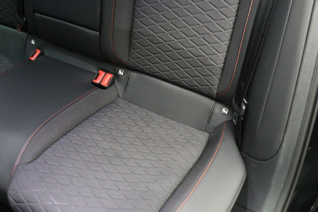SEAT Leon – foto 39