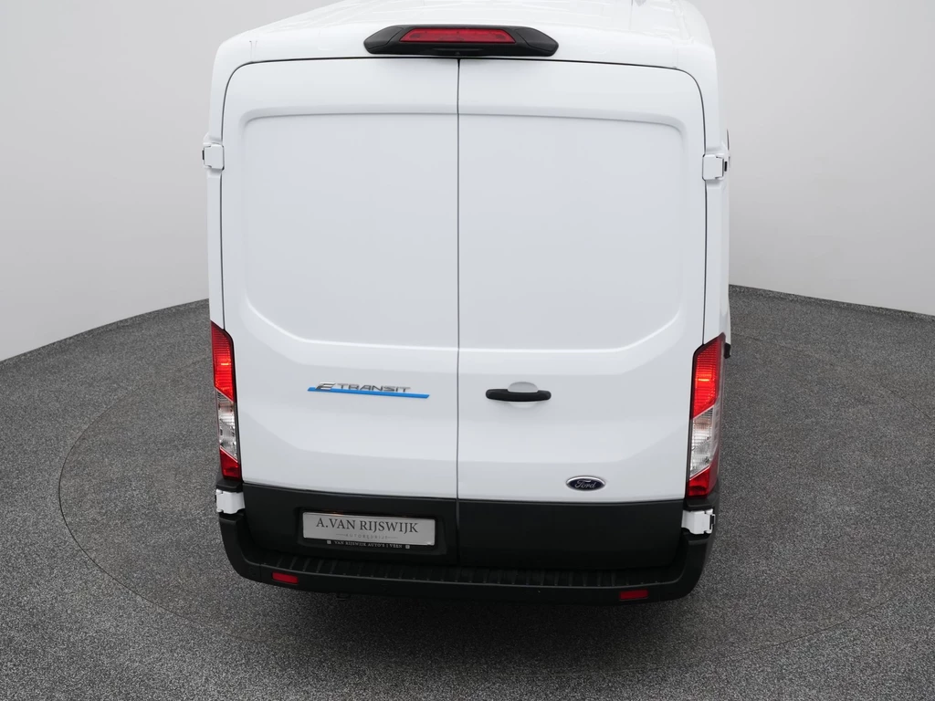 Ford E-Transit – foto 11
