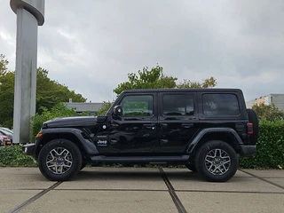 Jeep Wrangler – thumbnail 2