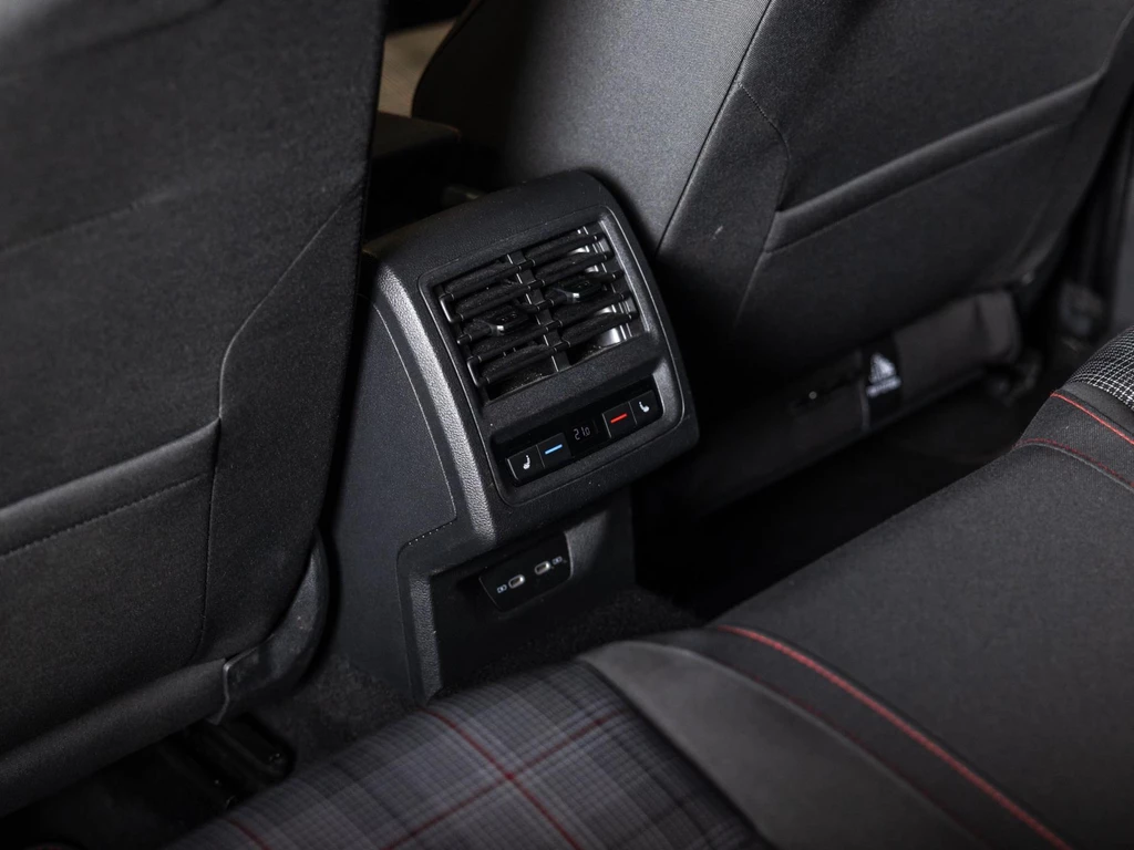 Volkswagen Golf – foto 38