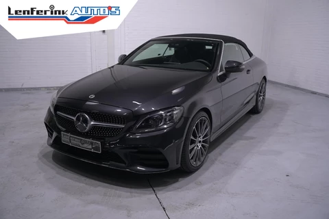 Mercedes-Benz C-klasse Cabrio 180 AMG Line AMG Styling  Camera lederen-bekleding Apple Carplay digi-dashboard 18"-lmv spoorpakket windscherm nekwarmer keyless-start led-verlichting DAB-ontvangst PDC v+a cruise-controle
