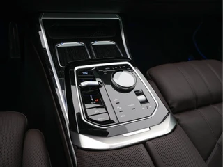 BMW i7 – thumbnail 14