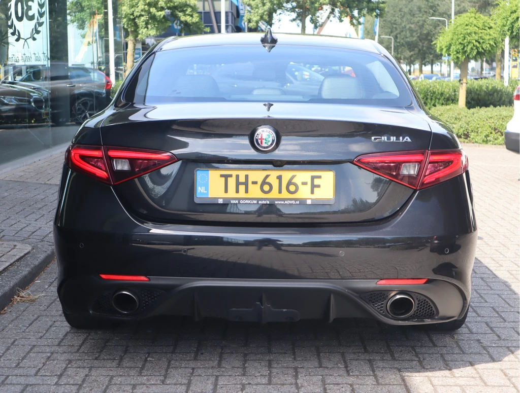 Alfa Romeo Giulia – foto 7