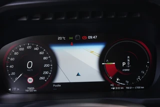 Volvo XC90 – thumbnail 20