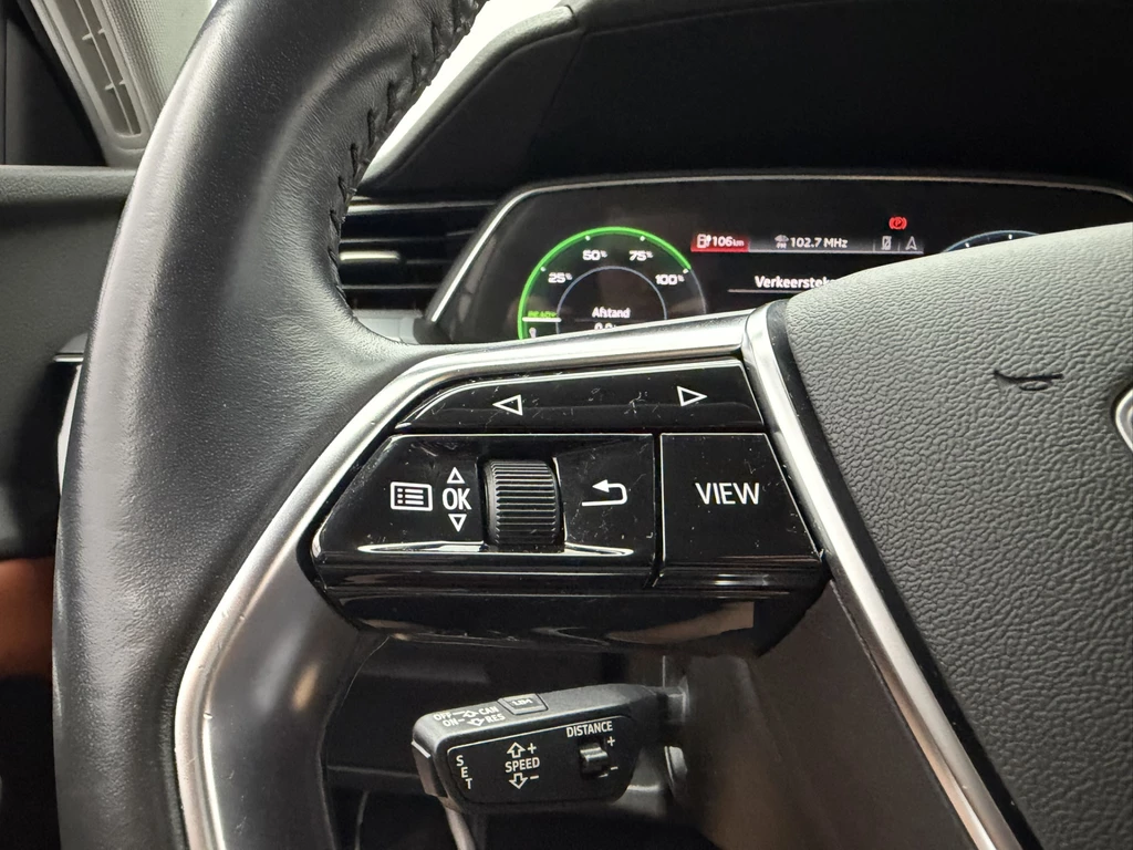 Audi e-tron – foto 21