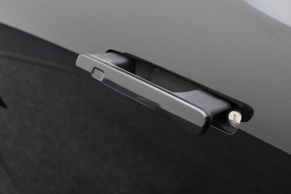 Lynk & Co 08 – foto 30