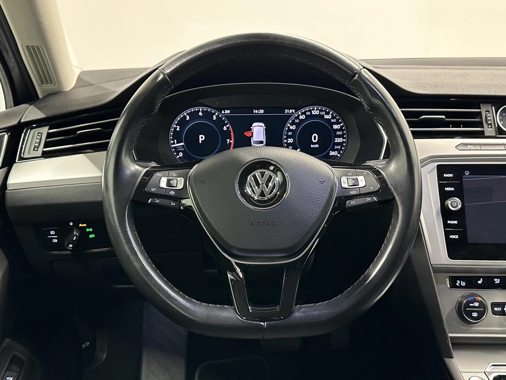 Volkswagen Passat – foto 18