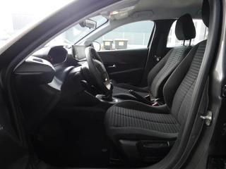 Peugeot 208 – thumbnail 10