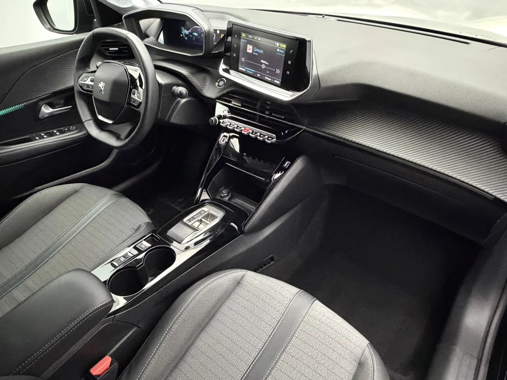 Peugeot e-208 – foto 10